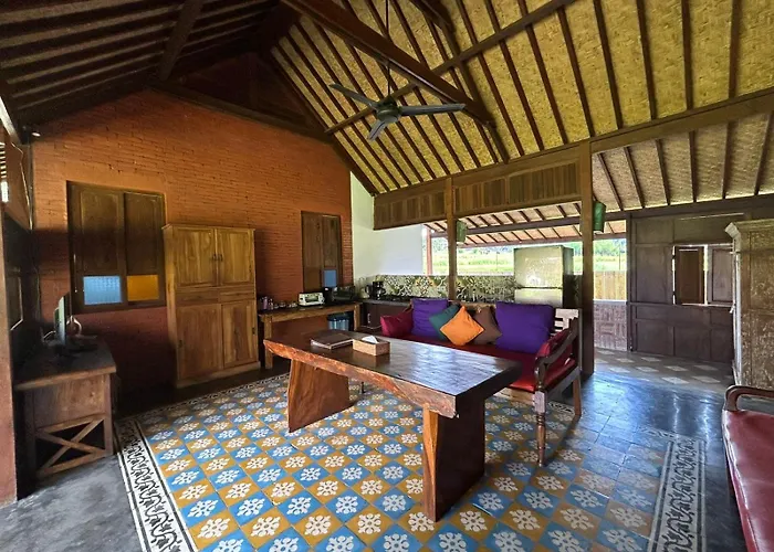 Villa Tirta Padi