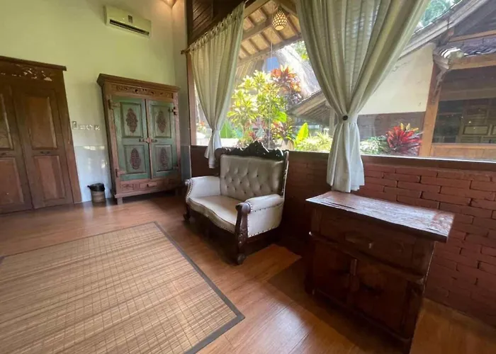 Tirta Padi Villa *