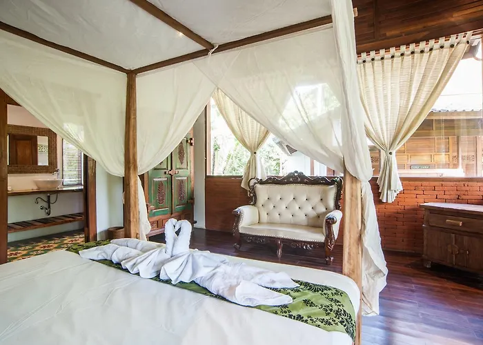 Villa Tirta Padi *