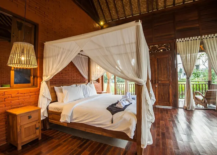 Villa Tirta Padi *