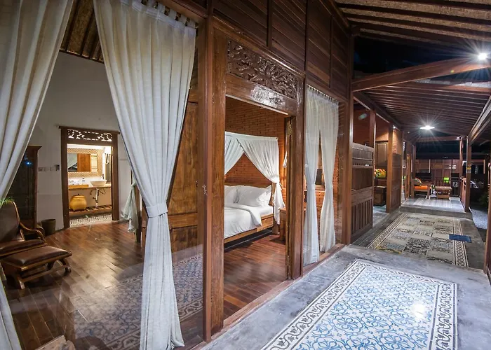 Tirta Padi Villa *